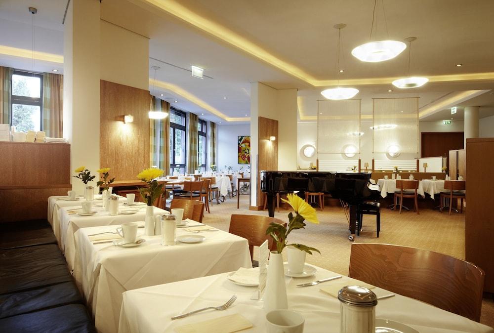 Hotel Esplanade Resort & Spa - Adults Only Bad Saarow Exteriör bild